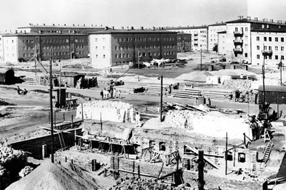 17. Juni 1953 | Stalinstadt 1953 - eine der größten Baustellen in der DDR